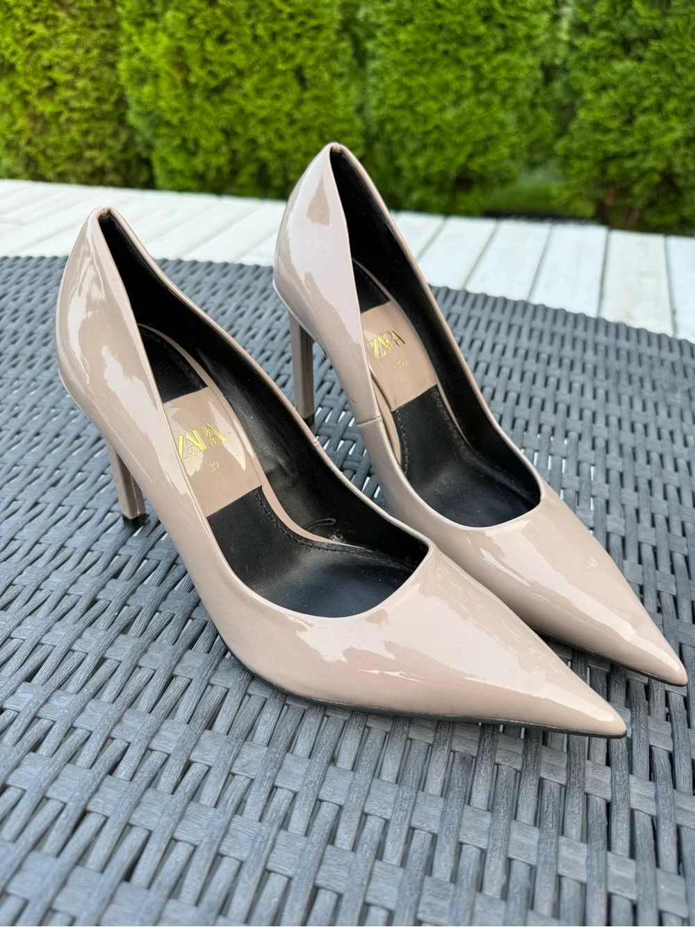 Zara Patent Pointed Toe Pumps - Taupe
